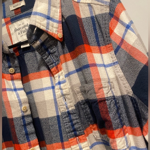 Abercrombie and Fitch Blue Button Up Long Sleeve Flannel - Picture 6 of 7